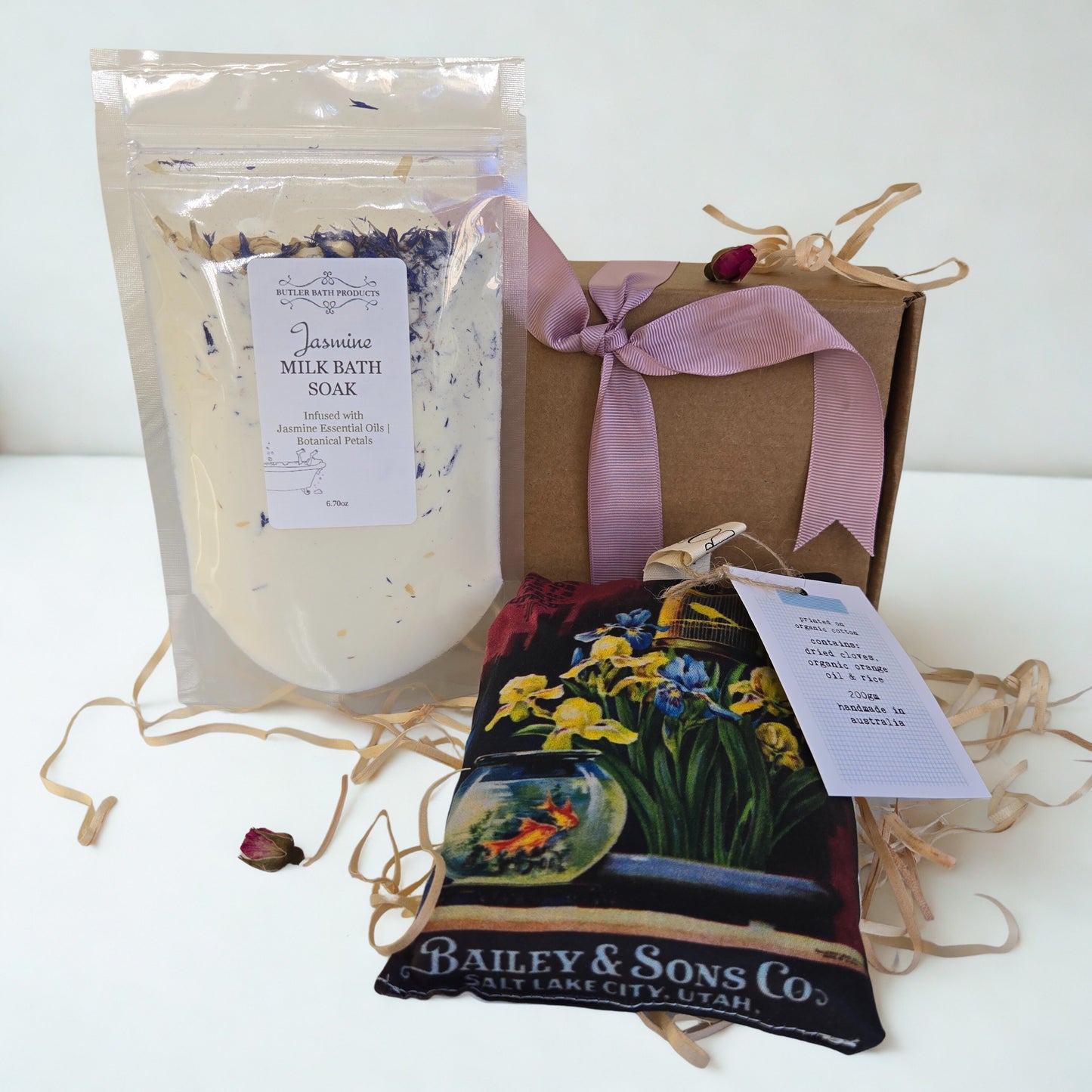 Bath Milk & Scented Sachet Gift Set – Ready to Gift